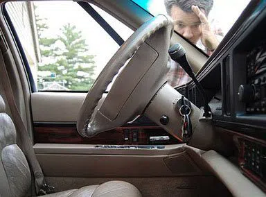 Universal Locksmith Store Cleveland, OH 216-714-0227 - 20-Car-Lockout